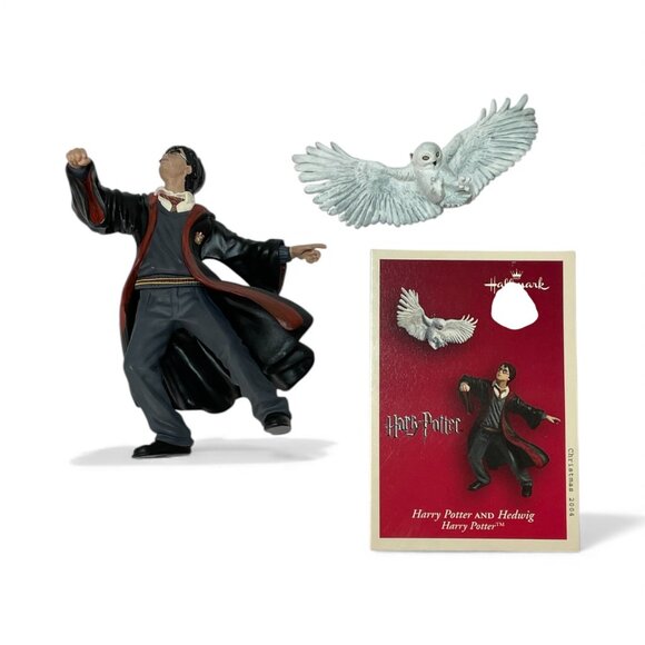 Harry Potter & Hedwig 2 Piece Resin Ornament w/ Paper Memory Card 2004 - Picture 2 of 5